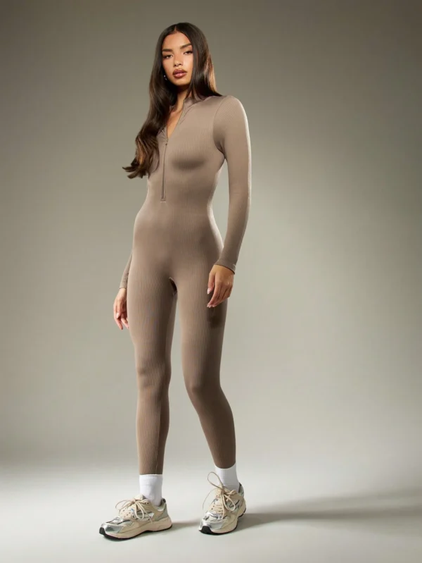 MISSGUIDED 84 - Image 4